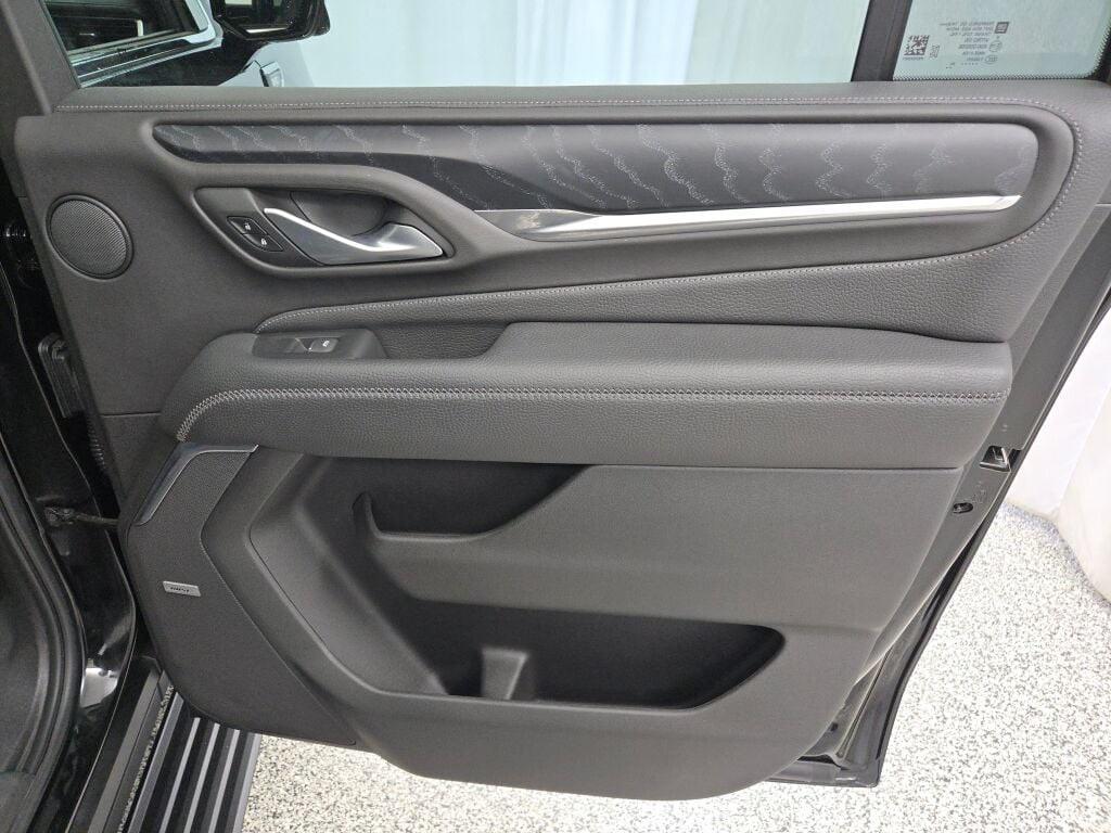 used 2022 GMC Yukon XL car, priced at $56,699