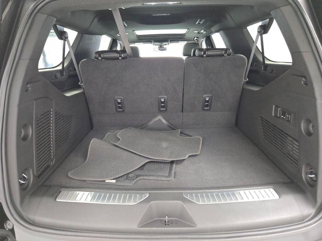 used 2022 GMC Yukon XL car, priced at $56,699