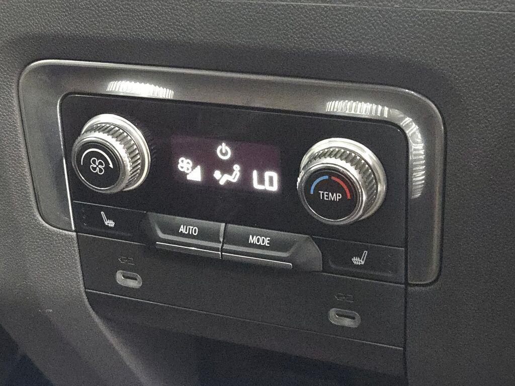 used 2021 GMC Yukon XL car, priced at $51,599