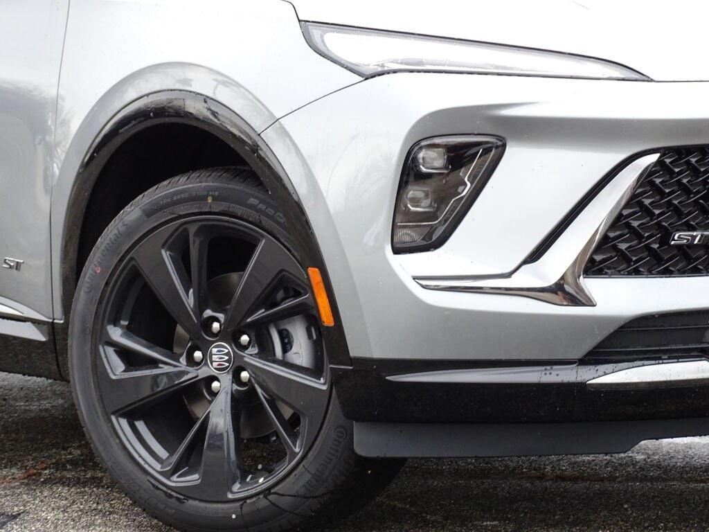 new 2025 Buick Envision car, priced at $36,997