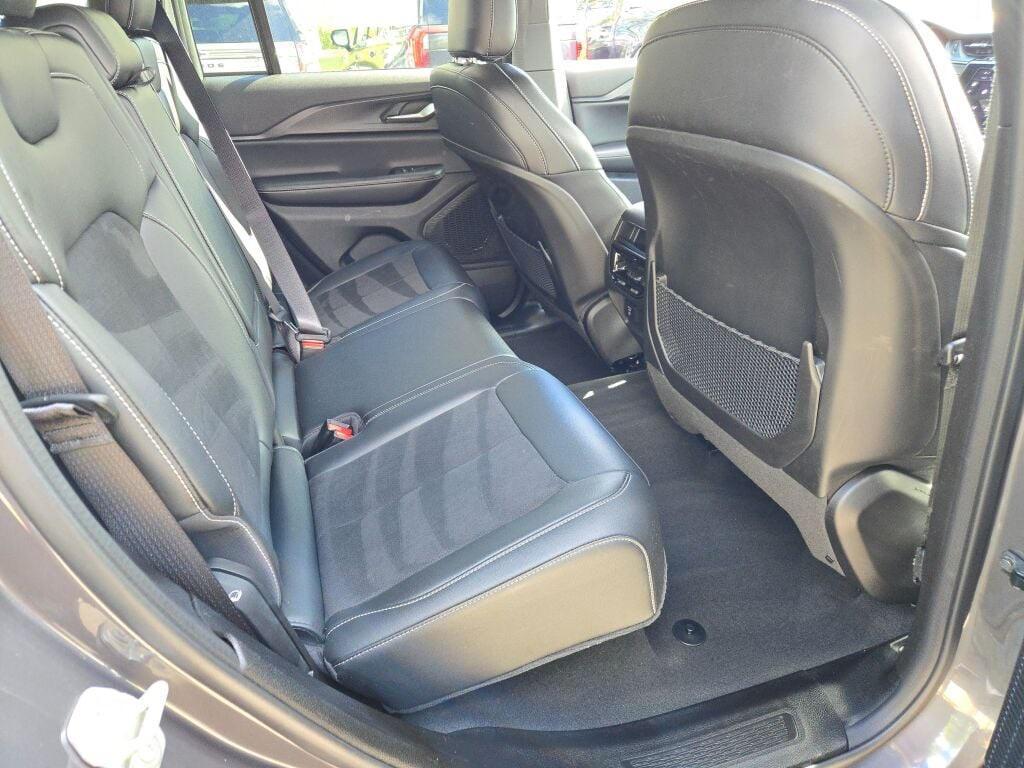 used 2024 Jeep Grand Cherokee car, priced at $33,499