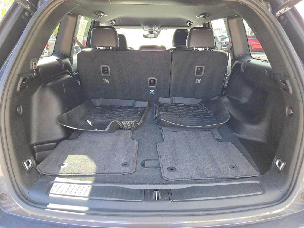 used 2024 Jeep Grand Cherokee car, priced at $33,499