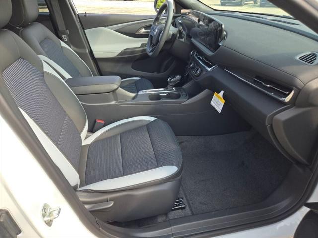 new 2025 Buick Envista car, priced at $21,797