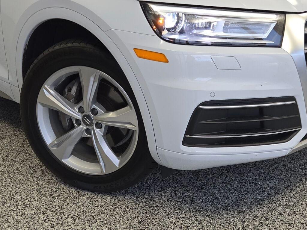 used 2020 Audi Q5 car, priced at $24,442