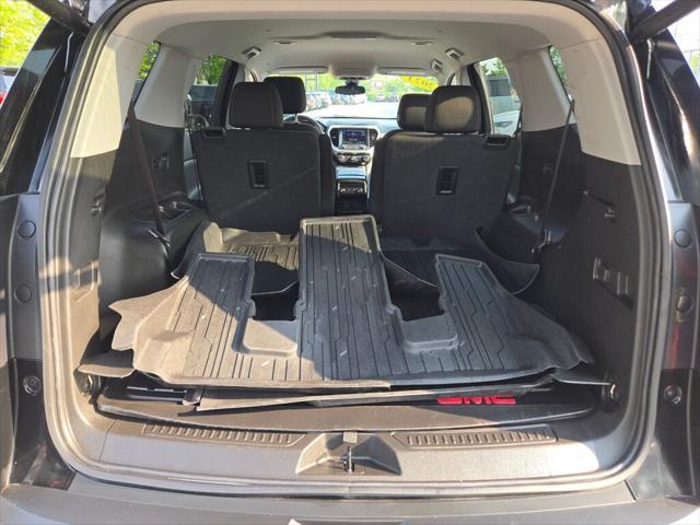 used 2023 GMC Acadia car, priced at $30,880