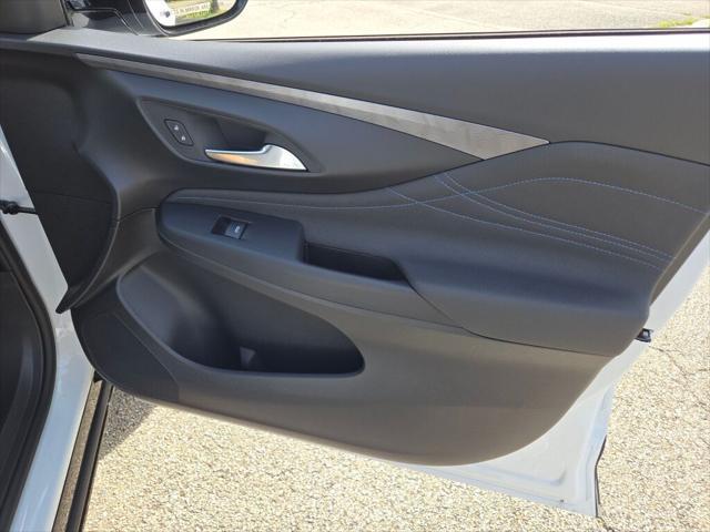 new 2025 Buick Envista car, priced at $27,765