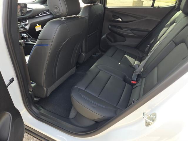 new 2025 Buick Envista car, priced at $27,765