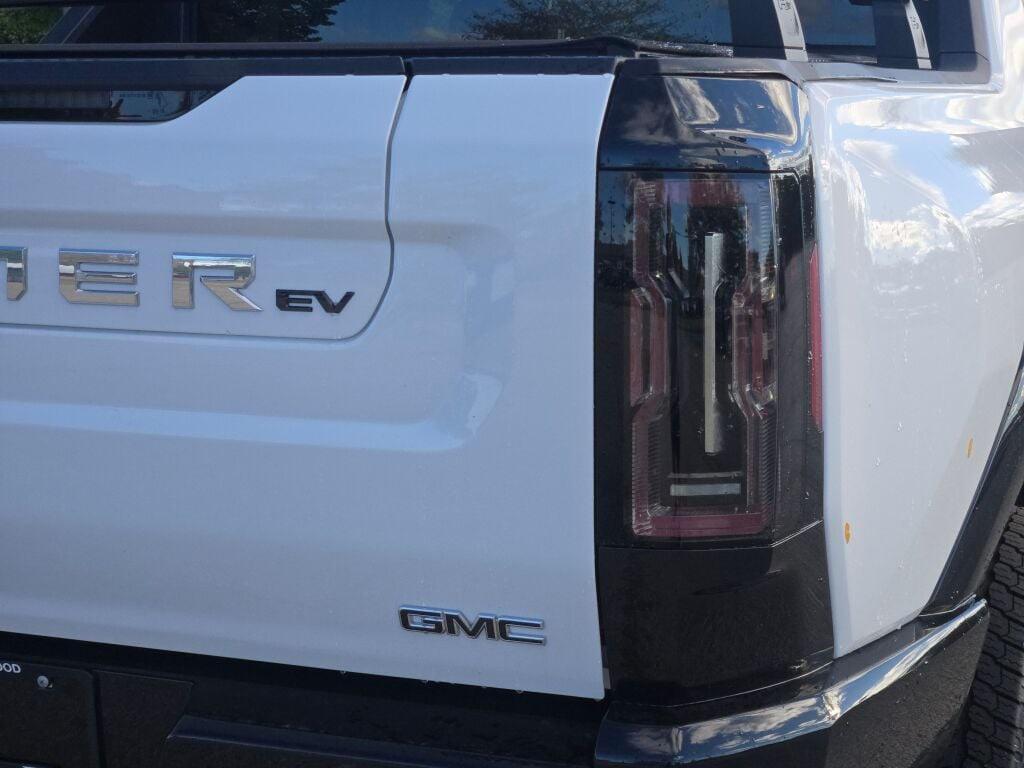 new 2025 GMC HUMMER EV Pickup car, priced at $90,997