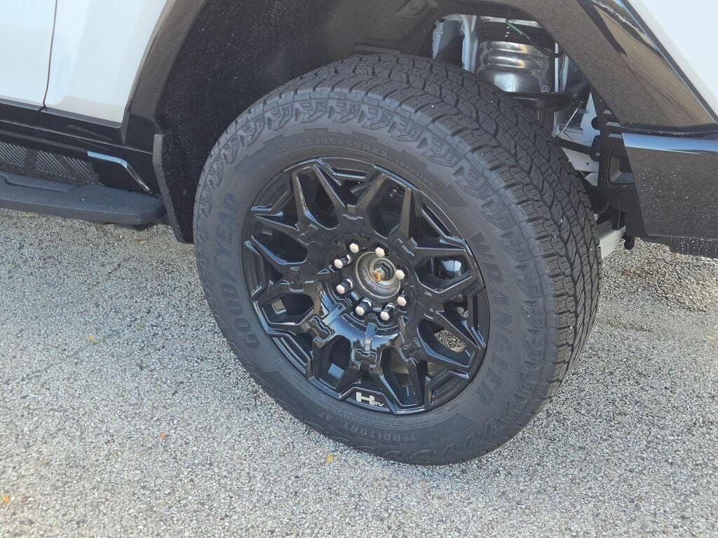 new 2025 GMC HUMMER EV Pickup car, priced at $90,997