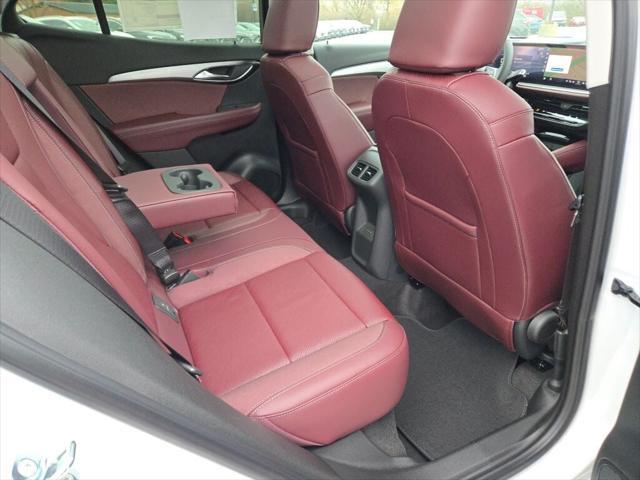 new 2025 Buick Envision car, priced at $40,907