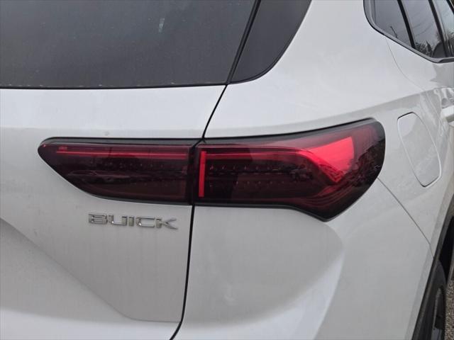 new 2025 Buick Envision car, priced at $42,207