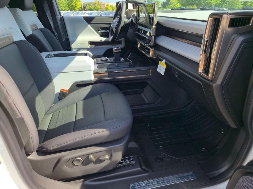 new 2025 GMC HUMMER EV Pickup car, priced at $96,997