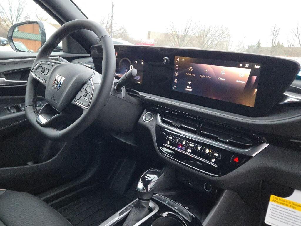 new 2025 Buick Envista car, priced at $28,997