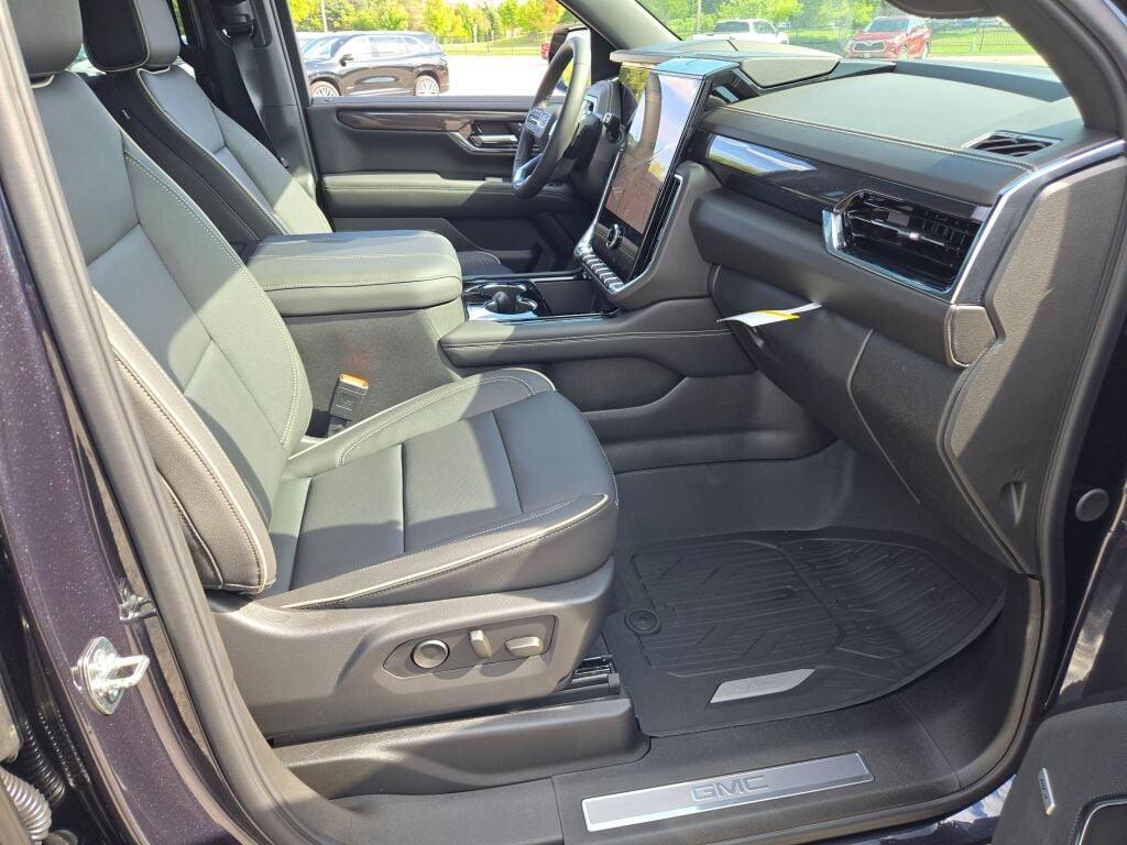 new 2025 GMC Yukon XL car, priced at $72,352