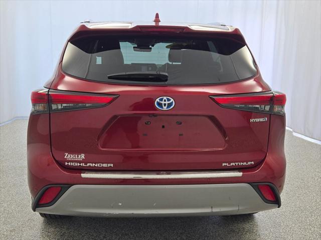 used 2021 Toyota Highlander Hybrid car, priced at $37,950