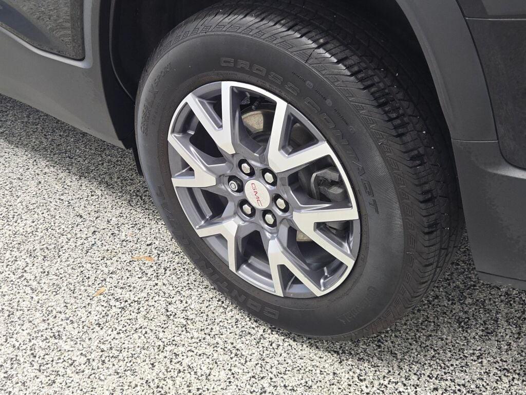 used 2023 GMC Acadia car, priced at $30,499