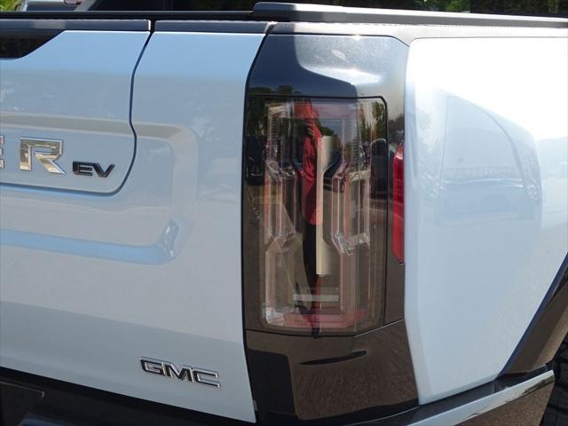 new 2025 GMC HUMMER EV Pickup car, priced at $112,292