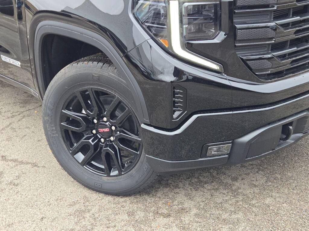 new 2026 GMC Sierra 1500 car, priced at $52,950
