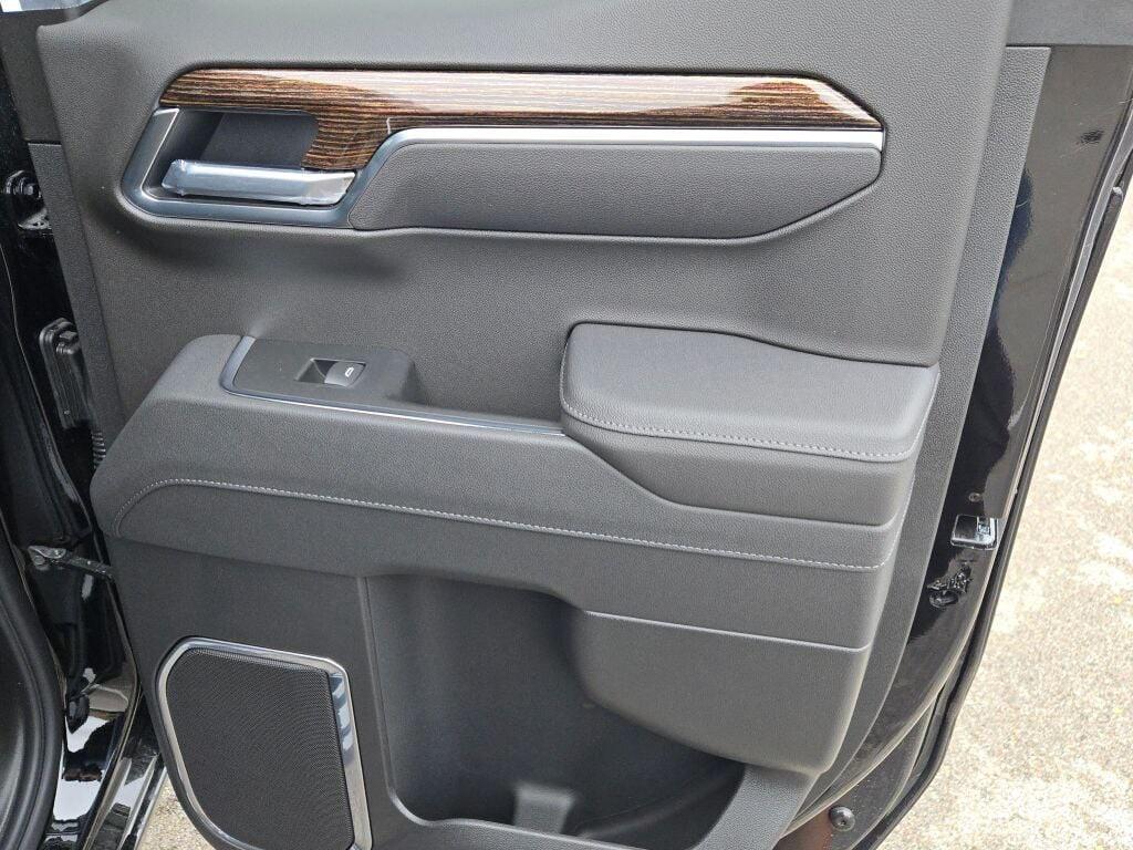 new 2026 GMC Sierra 1500 car, priced at $52,950