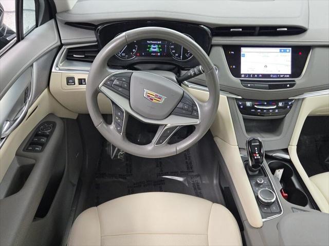 used 2022 Cadillac XT5 car, priced at $31,270