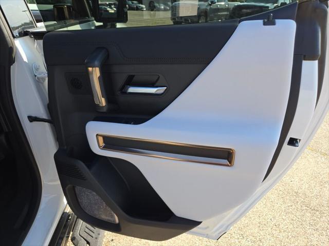 new 2025 GMC HUMMER EV Pickup car, priced at $90,353