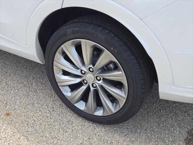 new 2025 Buick Envista car, priced at $29,997