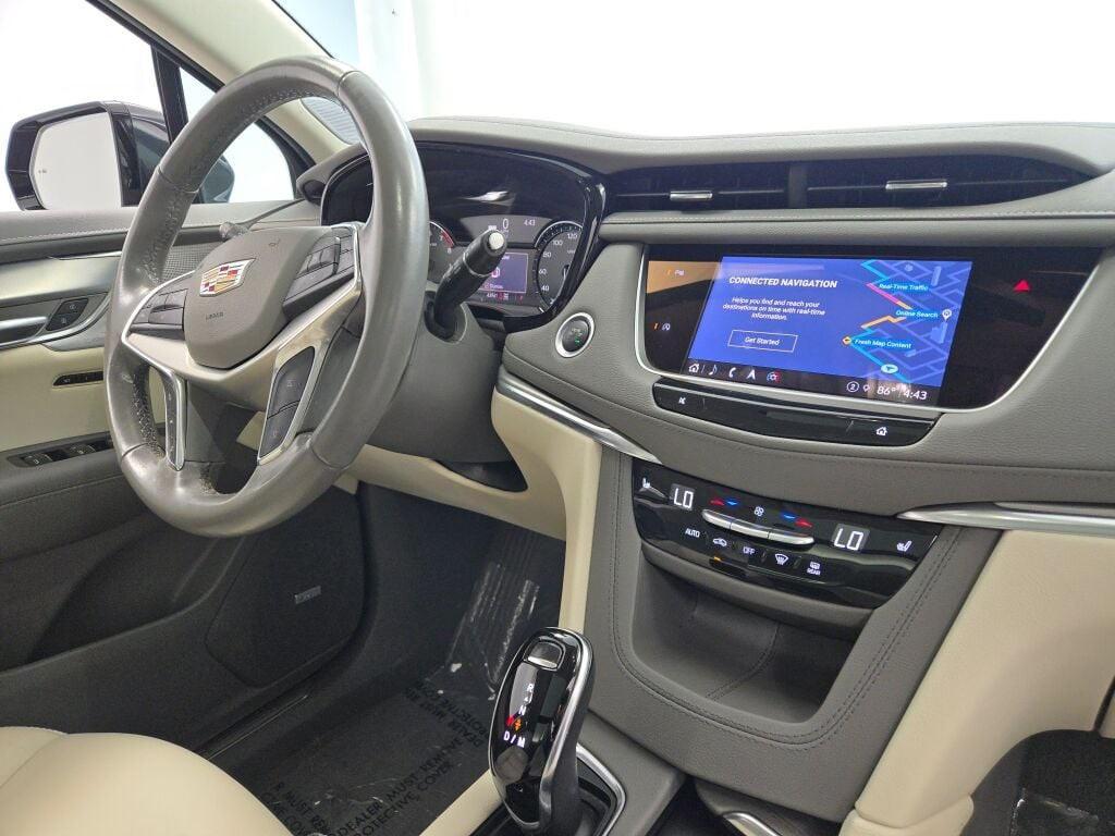 used 2022 Cadillac XT5 car, priced at $29,915