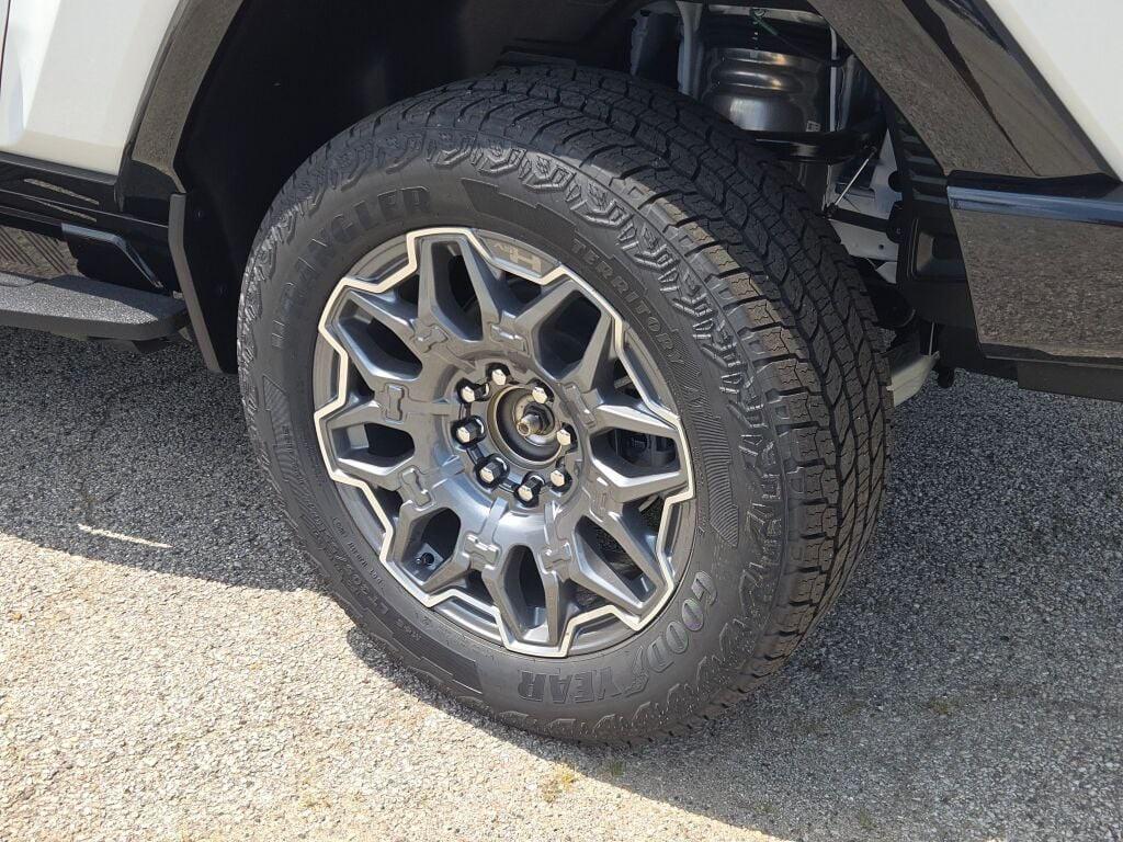 new 2025 GMC HUMMER EV Pickup car, priced at $96,997