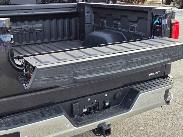 new 2025 GMC Sierra 1500 car, priced at $58,286