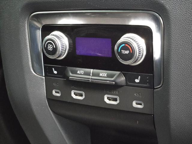 used 2024 GMC Yukon XL car, priced at $76,204