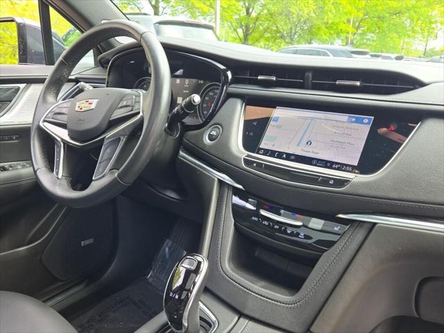 used 2022 Cadillac XT5 car, priced at $31,796