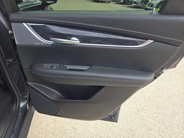 used 2022 Cadillac XT5 car, priced at $31,796