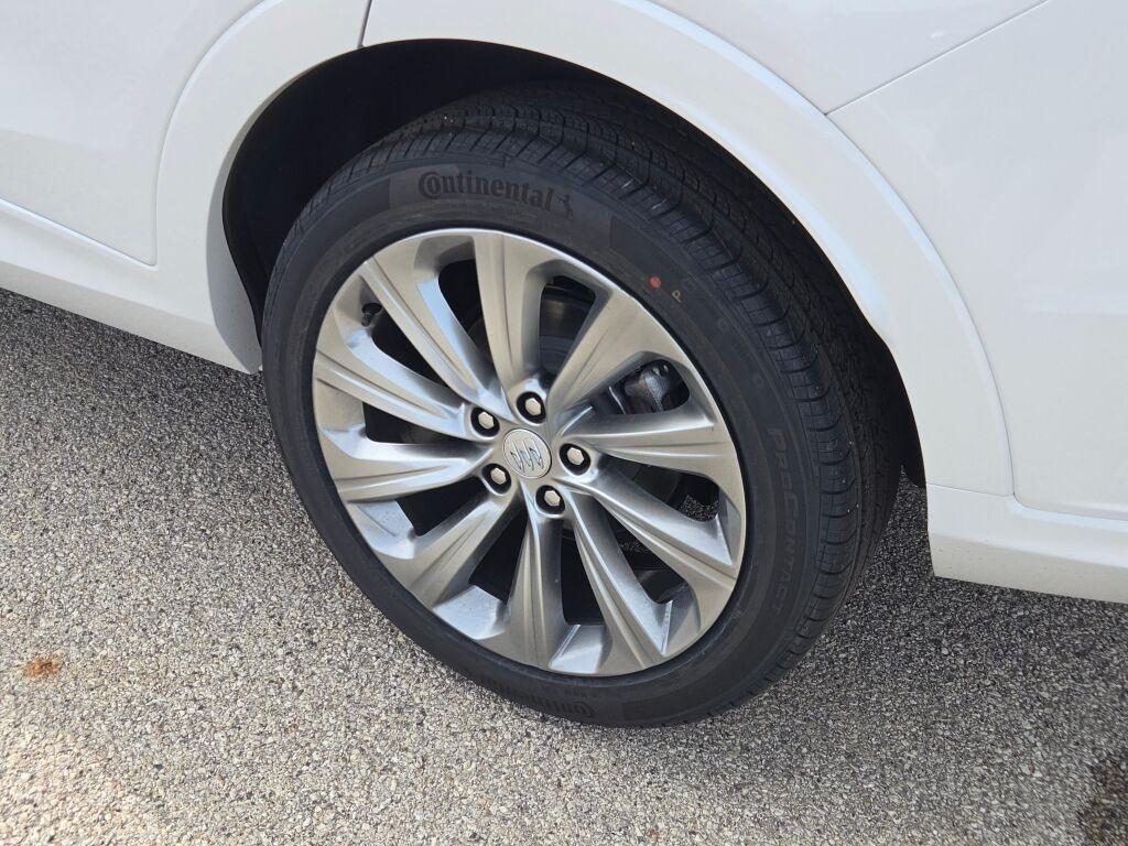 new 2025 Buick Envista car, priced at $29,797