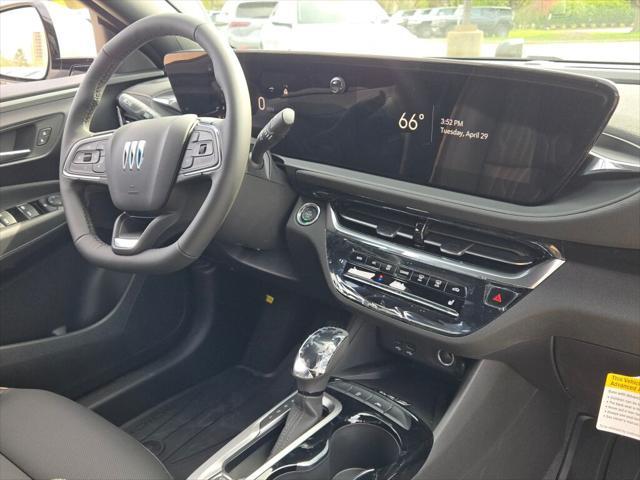 new 2025 Buick Envista car, priced at $32,360