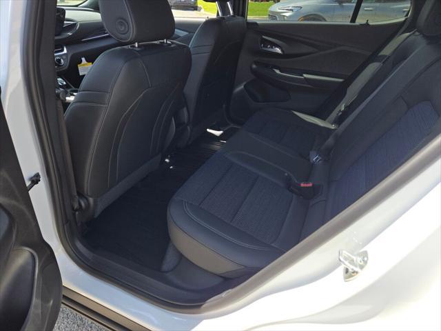 new 2025 Buick Envista car, priced at $25,965