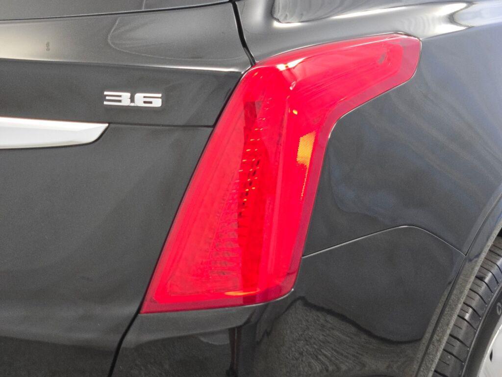 used 2019 Cadillac XT5 car, priced at $17,862