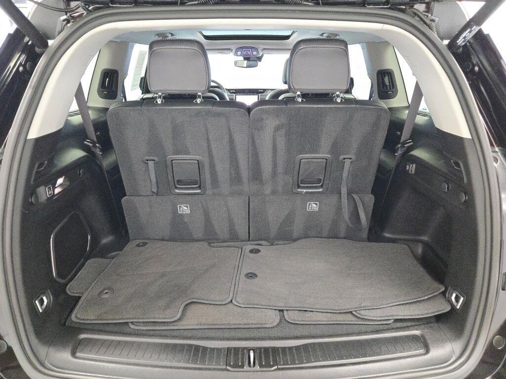 used 2022 Jeep Grand Cherokee L car, priced at $28,099