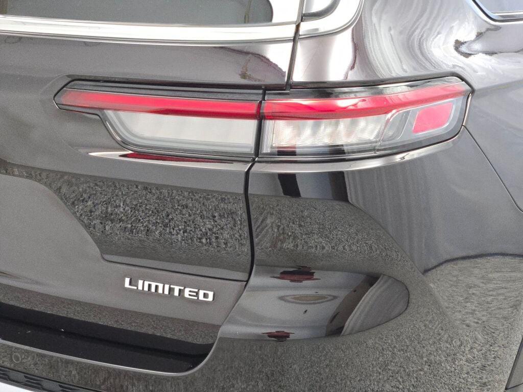 used 2022 Jeep Grand Cherokee L car, priced at $28,099