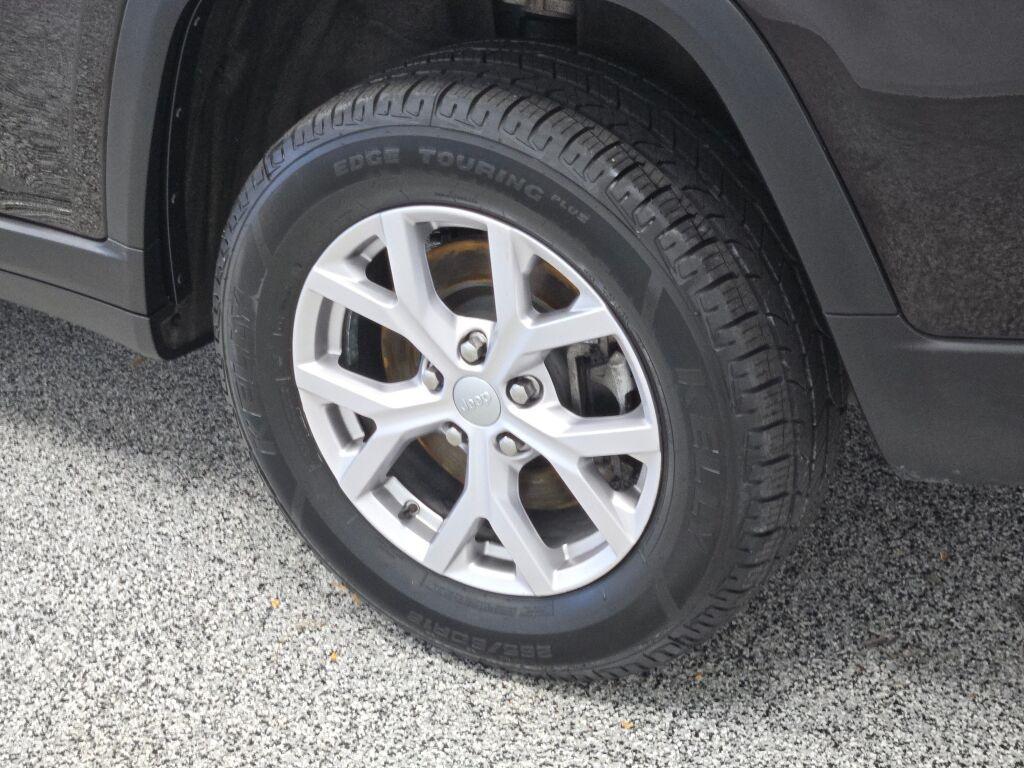 used 2022 Jeep Grand Cherokee L car, priced at $28,099