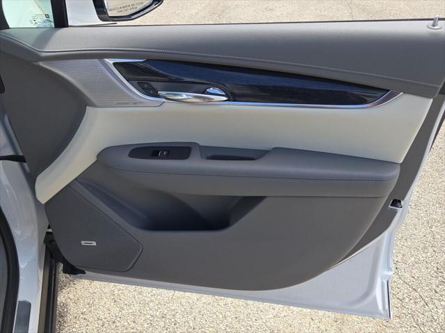 used 2022 Cadillac XT6 car, priced at $38,729
