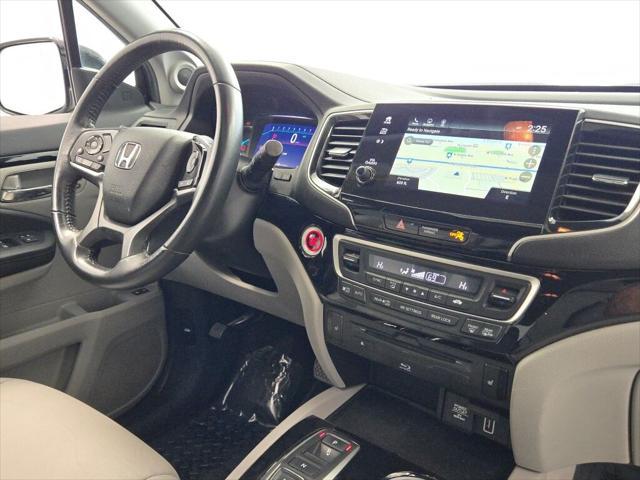 used 2022 Honda Pilot car, priced at $34,888