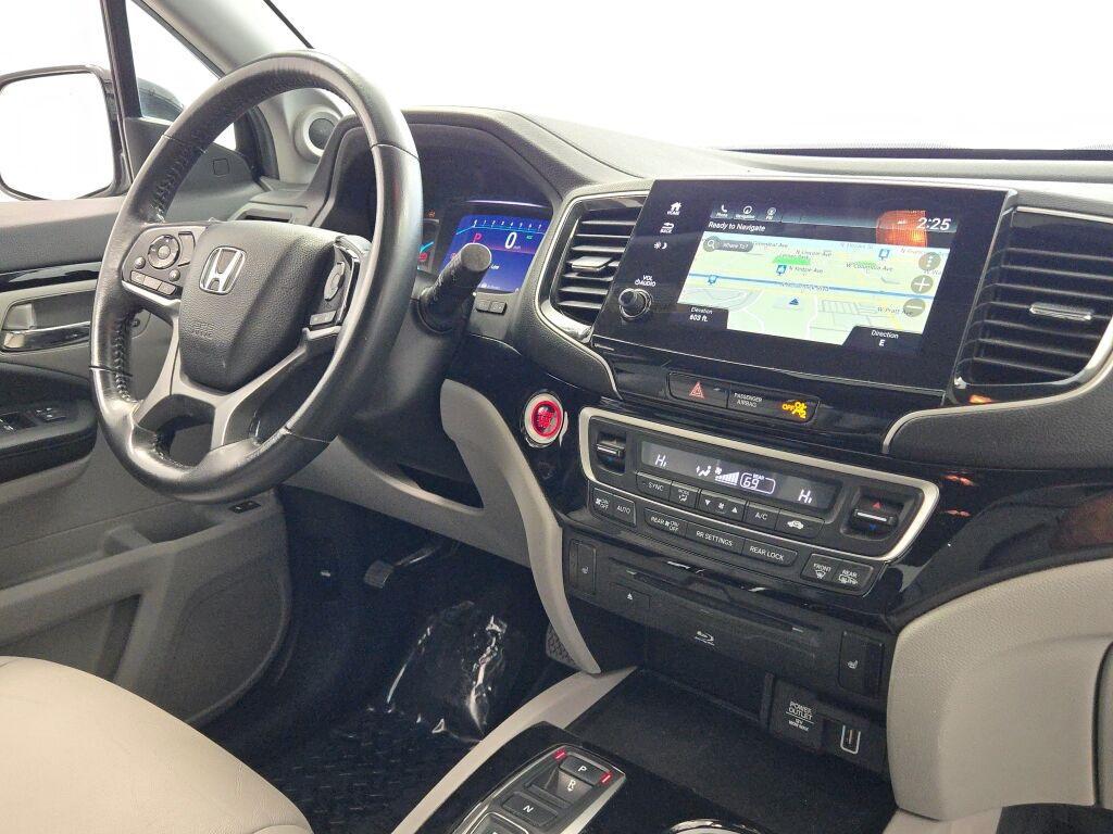 used 2022 Honda Pilot car, priced at $29,881