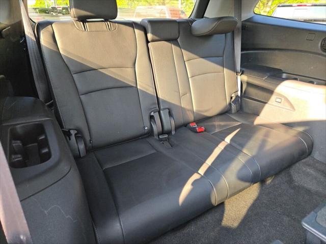 used 2022 Honda Pilot car, priced at $30,734