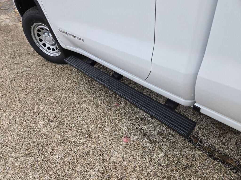 new 2026 GMC Sierra 1500 car, priced at $42,149