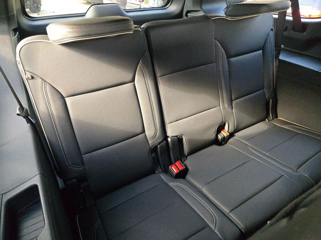 used 2025 GMC Yukon XL car, priced at $72,410