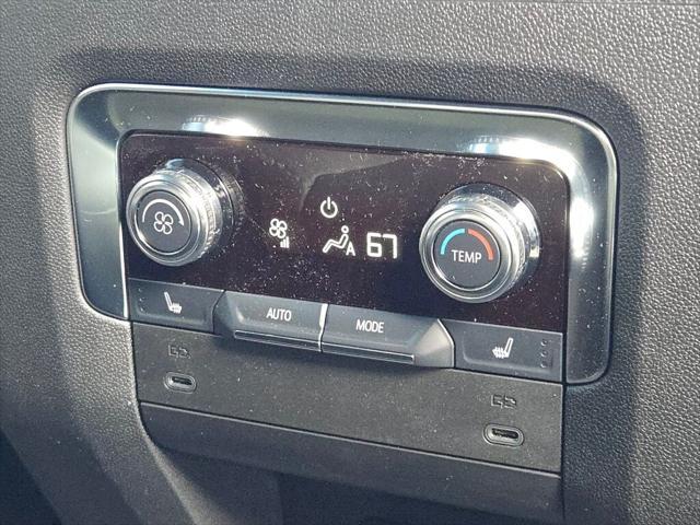 used 2025 GMC Yukon XL car, priced at $81,947