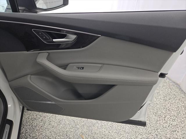 used 2024 Audi Q7 car, priced at $43,097