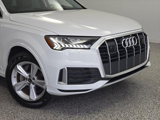 used 2024 Audi Q7 car, priced at $43,097