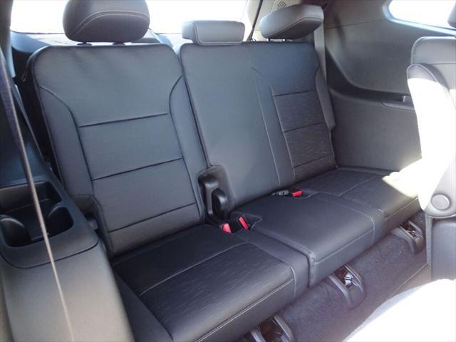 new 2025 Buick Enclave car, priced at $49,997