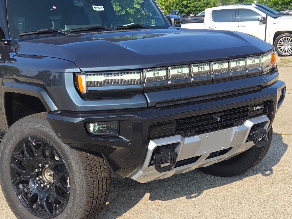 new 2025 GMC HUMMER EV SUV car, priced at $88,997